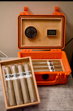 Load image into Gallery viewer, Cigar Humidor
