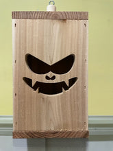 Load image into Gallery viewer, Halloween Jack-O-Lantern Box
